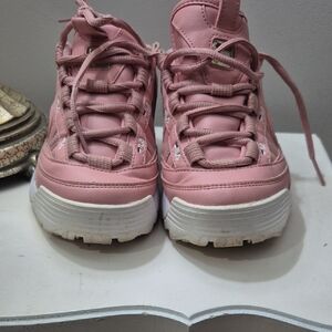 Chic Pink Sneakers with White Soles
